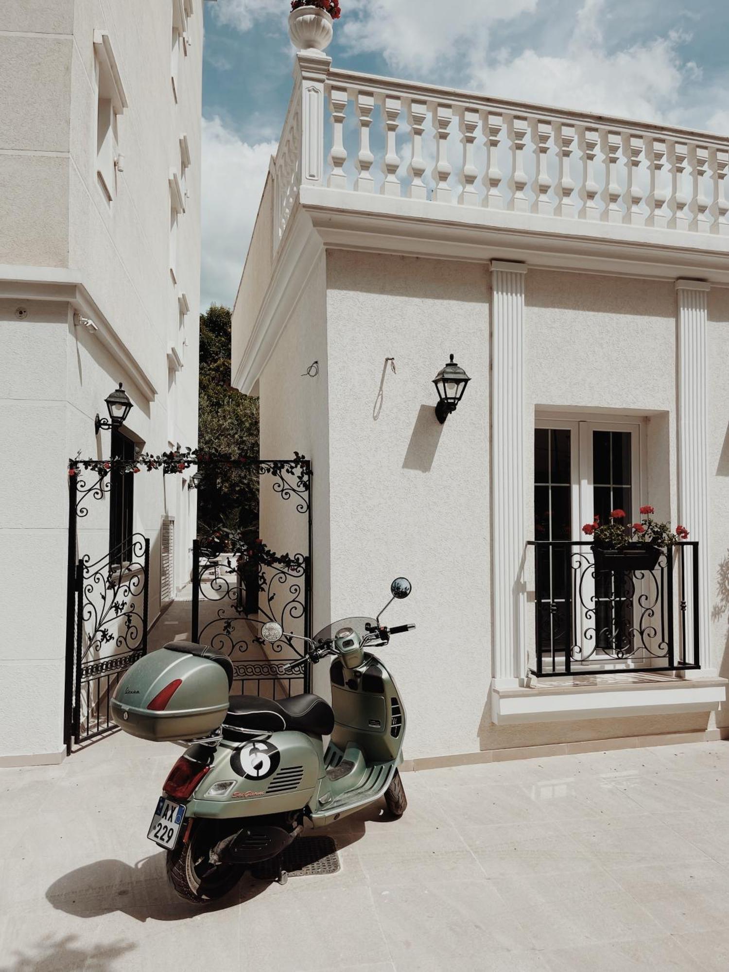 Ruby Palace Vlore Luaran gambar