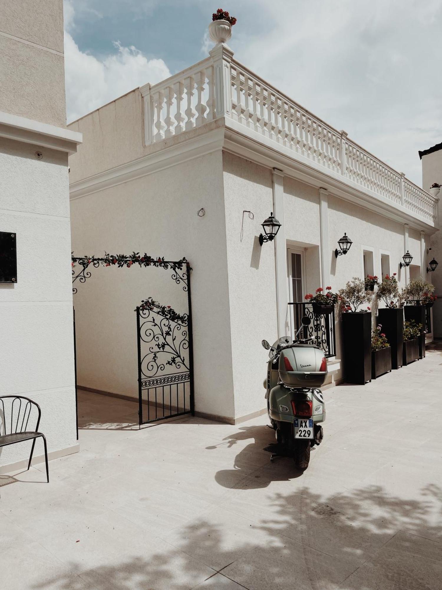 Ruby Palace Vlore Luaran gambar